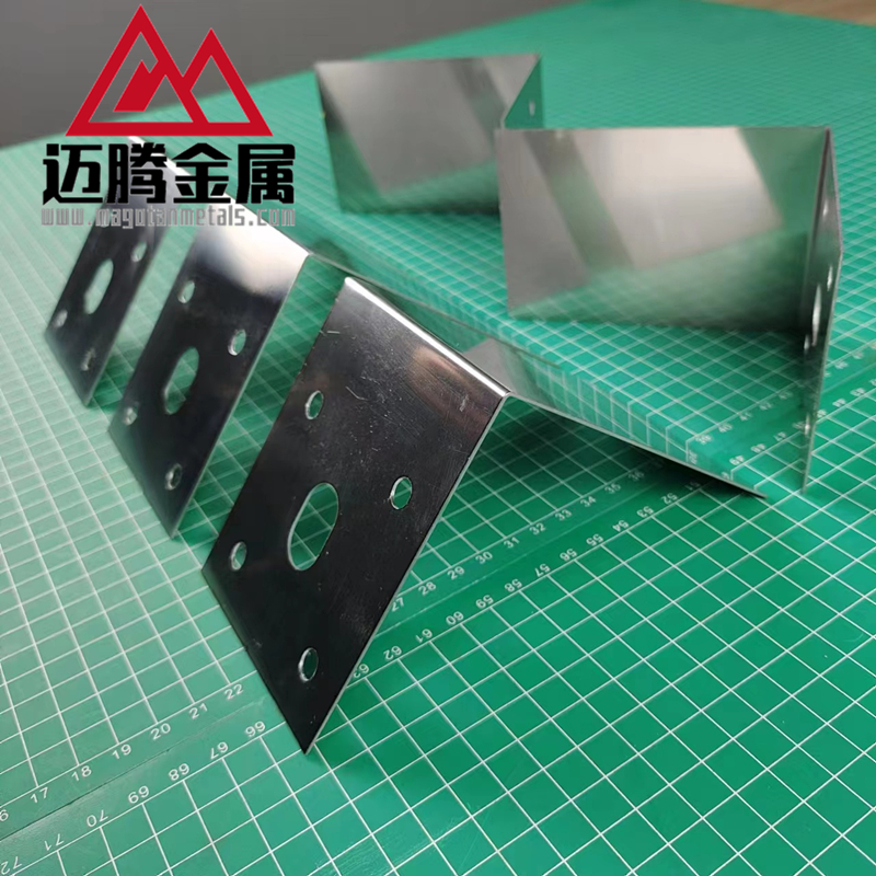钼板折弯件 - 迈腾金属